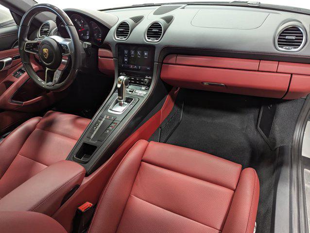 new 2025 Porsche 718 Cayman car, priced at $106,000