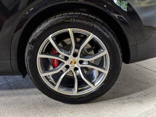new 2024 Porsche Cayenne car, priced at $124,950