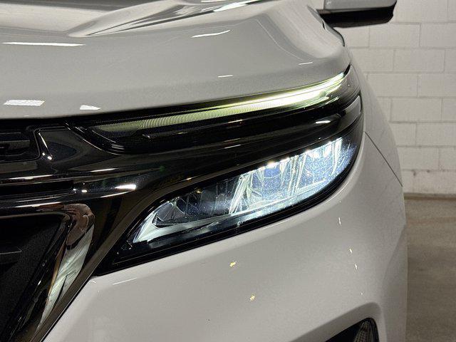 used 2023 Chevrolet Equinox car, priced at $20,807