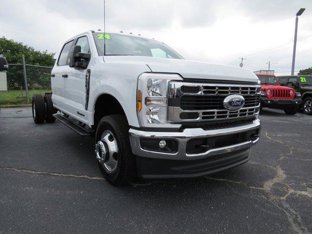 new 2024 Ford F-350 car, priced at $68,210