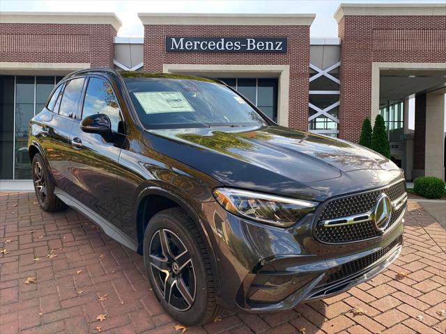 new 2025 Mercedes-Benz GLC 300 car, priced at $58,985