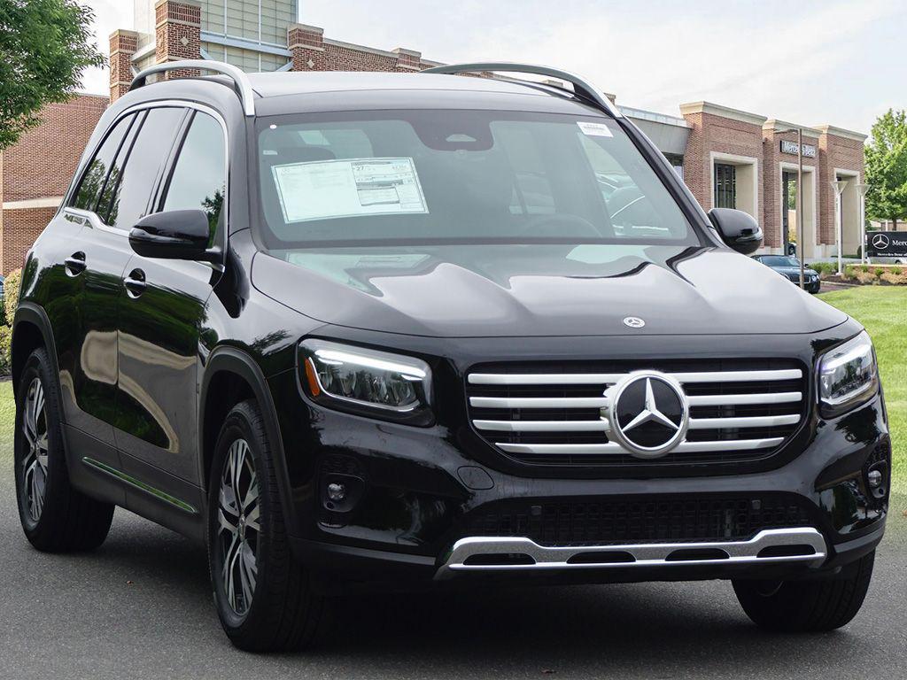 new 2025 Mercedes-Benz GLB 250 car, priced at $49,135