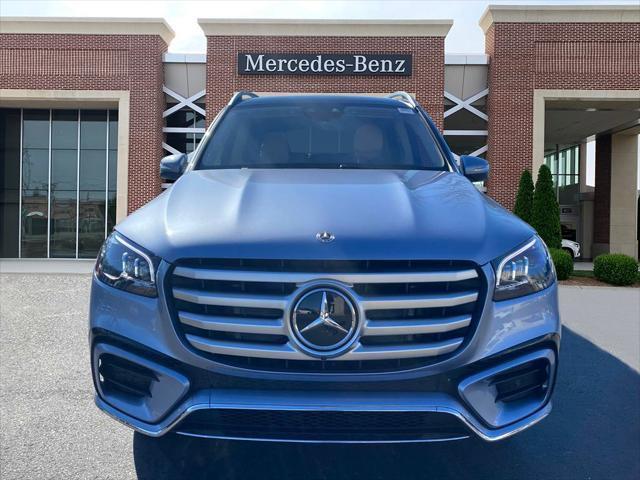 new 2025 Mercedes-Benz GLS 450 car, priced at $113,730