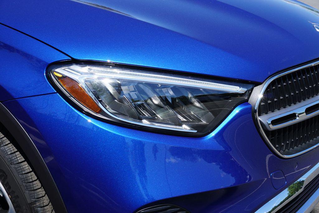 new 2026 Mercedes-Benz GLC 300 car, priced at $57,385