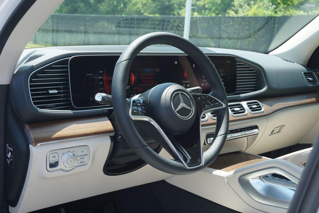 new 2026 Mercedes-Benz GLE 350 car, priced at $74,280