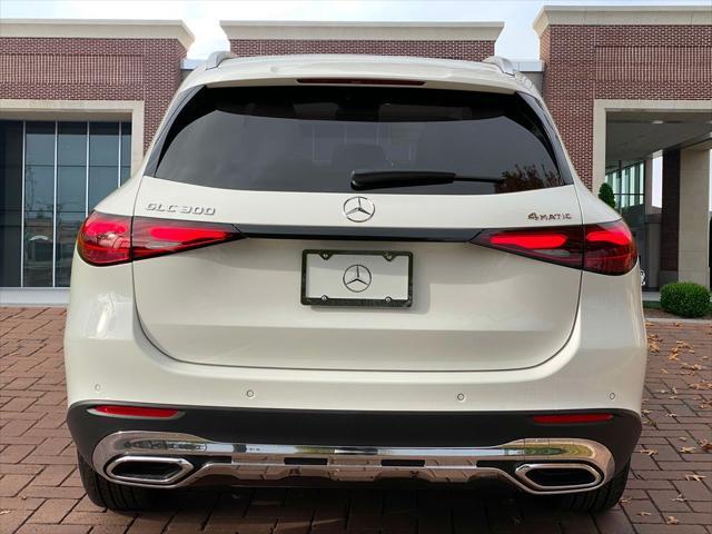 new 2025 Mercedes-Benz GLC 300 car, priced at $54,285