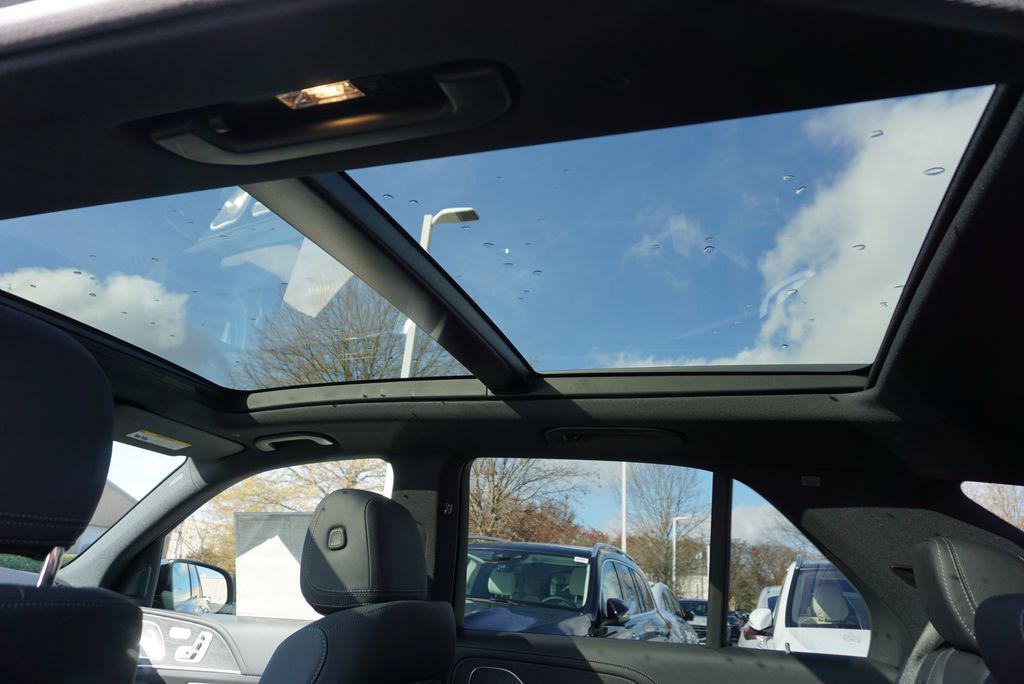 new 2026 Mercedes-Benz GLE 350 car, priced at $79,470