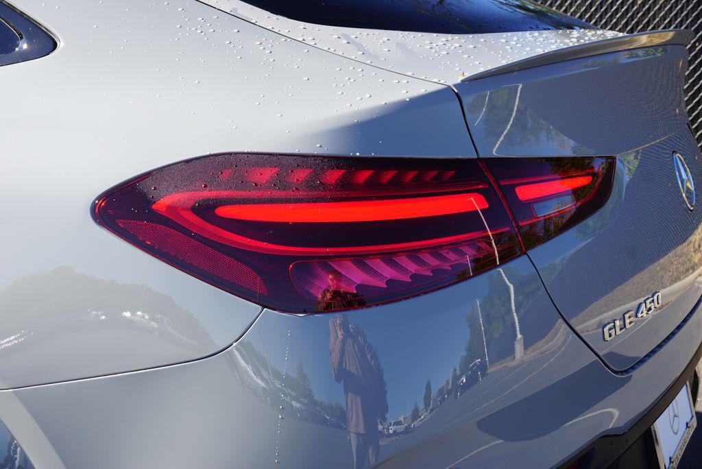 new 2026 Mercedes-Benz GLE 450 car, priced at $98,980