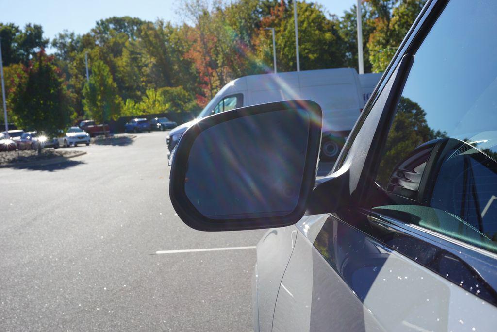 new 2026 Mercedes-Benz GLE 450 car, priced at $98,980