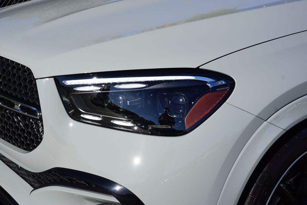 new 2026 Mercedes-Benz GLE 450 car, priced at $98,980