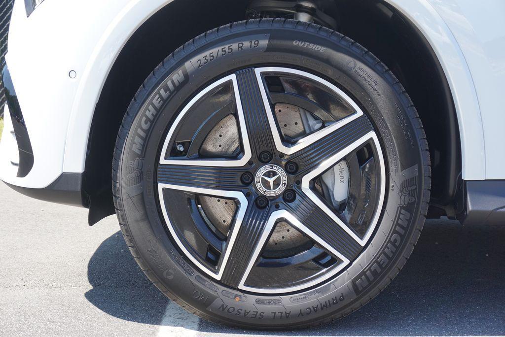 new 2026 Mercedes-Benz GLC 300 car, priced at $65,890