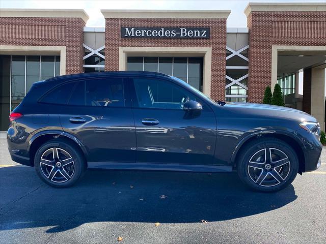 new 2025 Mercedes-Benz GLC 300 car, priced at $60,785