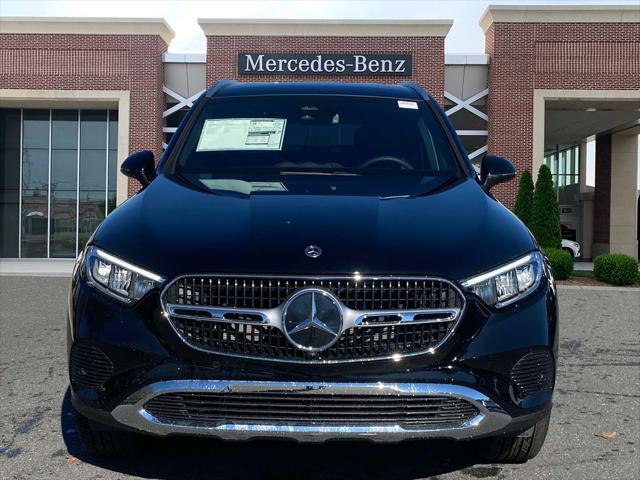 new 2025 Mercedes-Benz GLC 300 car, priced at $54,665