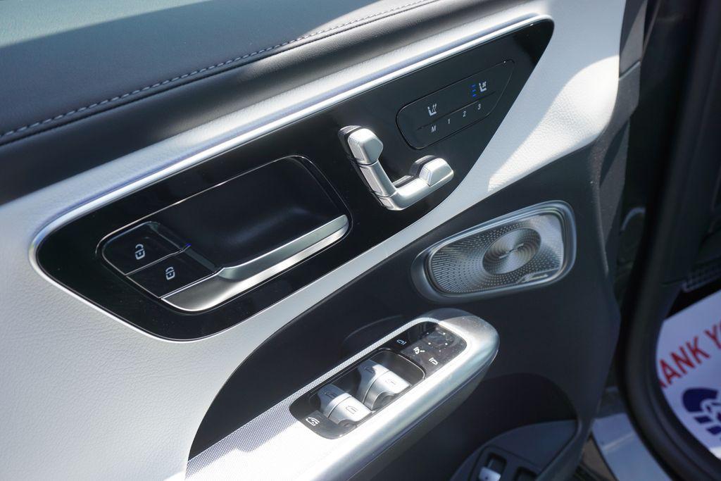 new 2025 Mercedes-Benz GLC 350e car, priced at $73,245