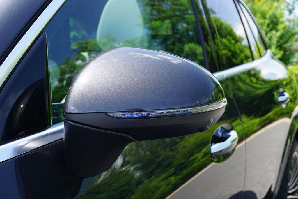 new 2025 Mercedes-Benz GLC 350e car, priced at $73,245