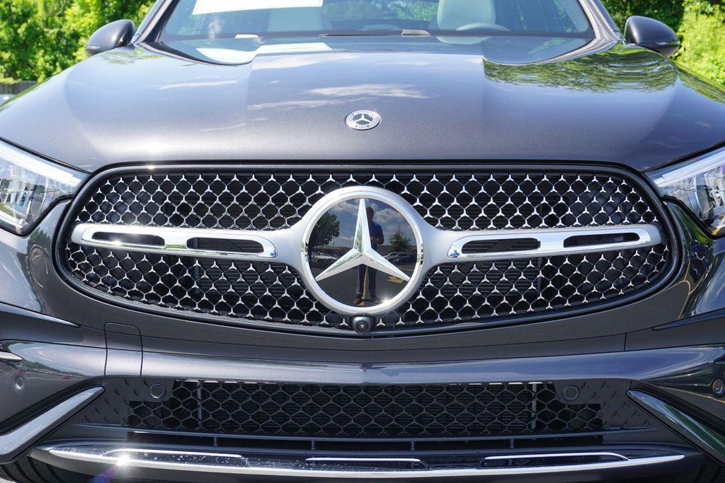 new 2025 Mercedes-Benz GLC 350e car, priced at $73,245