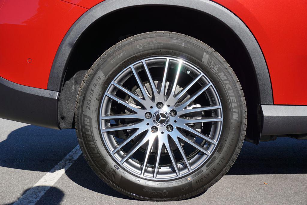 new 2026 Mercedes-Benz GLC 300 car, priced at $58,085