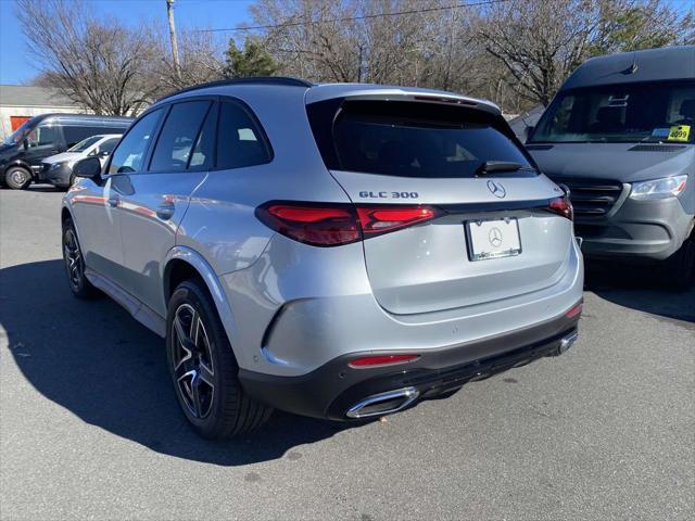 new 2025 Mercedes-Benz GLC 300 car, priced at $57,085