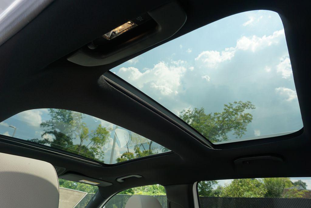 new 2025 Mercedes-Benz GLB 250 car, priced at $49,460