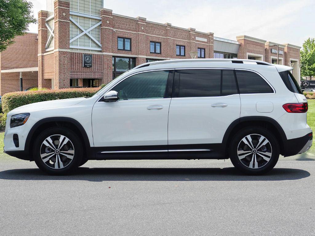 new 2025 Mercedes-Benz GLB 250 car, priced at $49,460