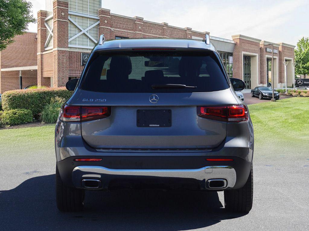 used 2022 Mercedes-Benz GLB 250 car, priced at $28,991