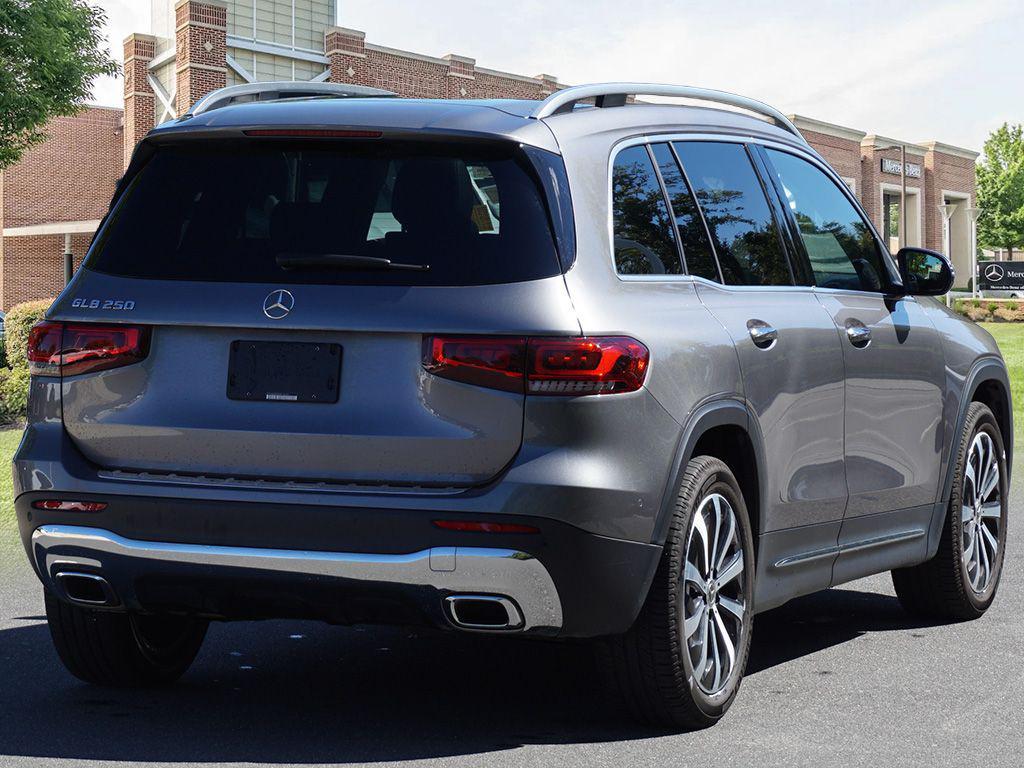 used 2022 Mercedes-Benz GLB 250 car, priced at $28,991