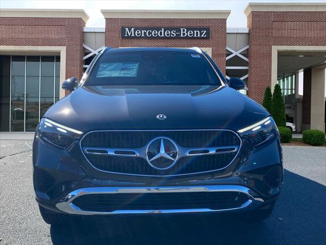 new 2025 Mercedes-Benz GLC 300 car, priced at $65,415