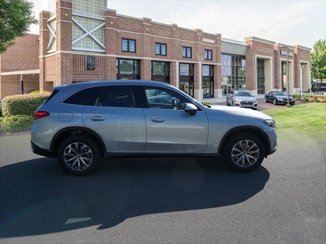 new 2025 Mercedes-Benz GLC 300 car, priced at $61,645