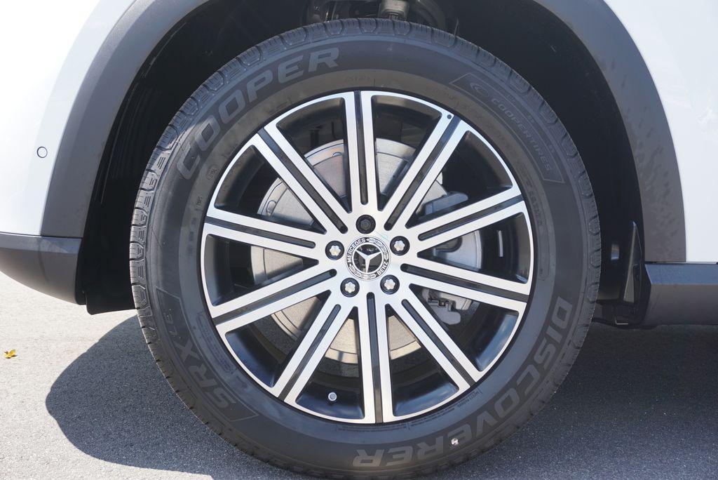 new 2026 Mercedes-Benz GLE 350 car, priced at $71,815