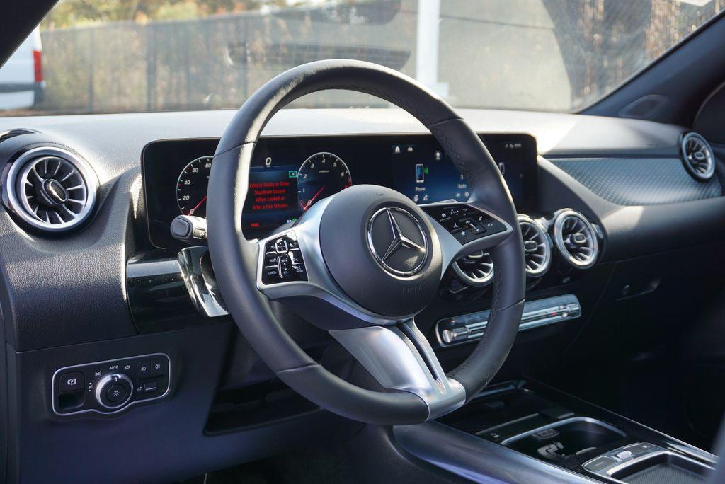 used 2024 Mercedes-Benz GLA 250 car, priced at $39,995