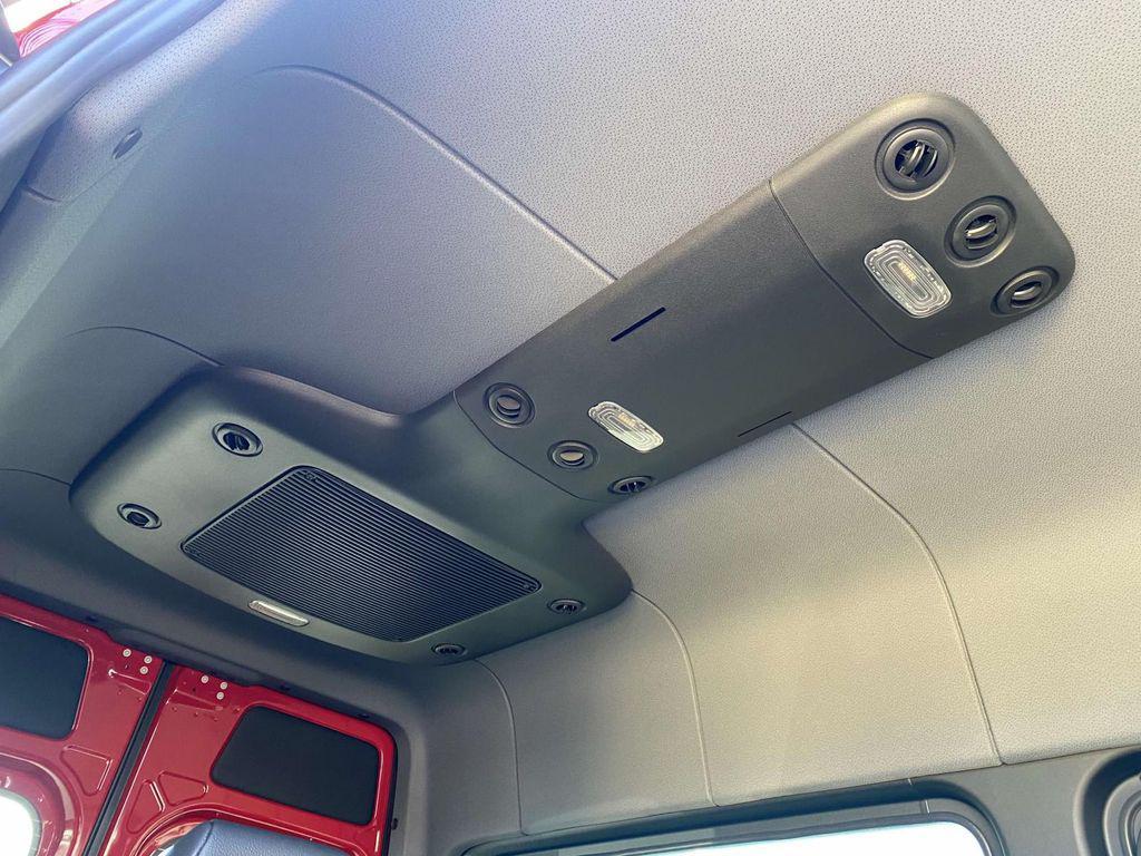 new 2025 Mercedes-Benz Sprinter 2500 car, priced at $74,354