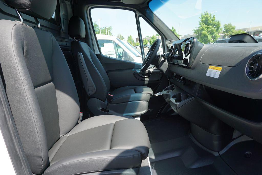 new 2025 Mercedes-Benz Sprinter 2500 car, priced at $66,785