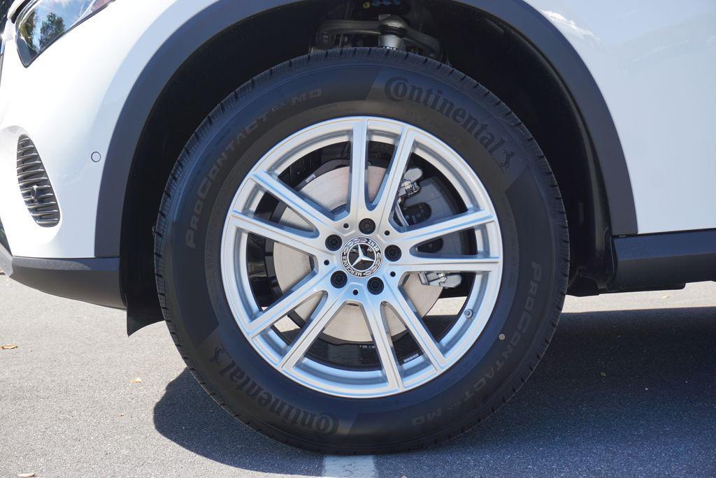 new 2026 Mercedes-Benz GLC 300 car, priced at $56,035
