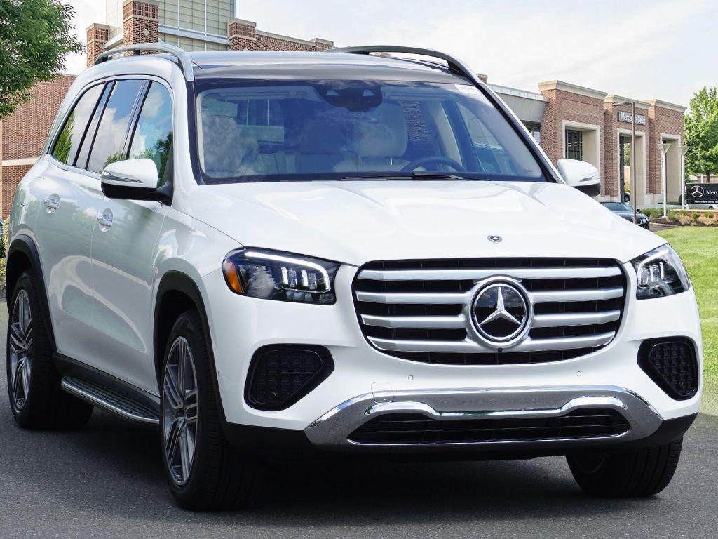 new 2025 Mercedes-Benz GLS 450 car, priced at $94,195