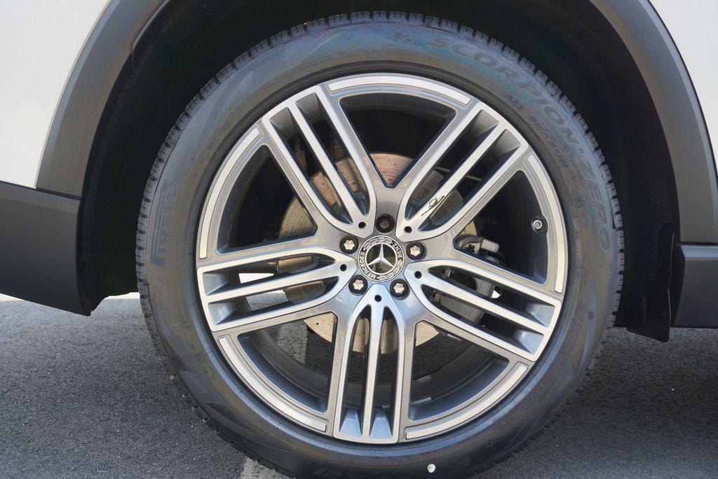 new 2025 Mercedes-Benz GLS 450 car, priced at $94,195