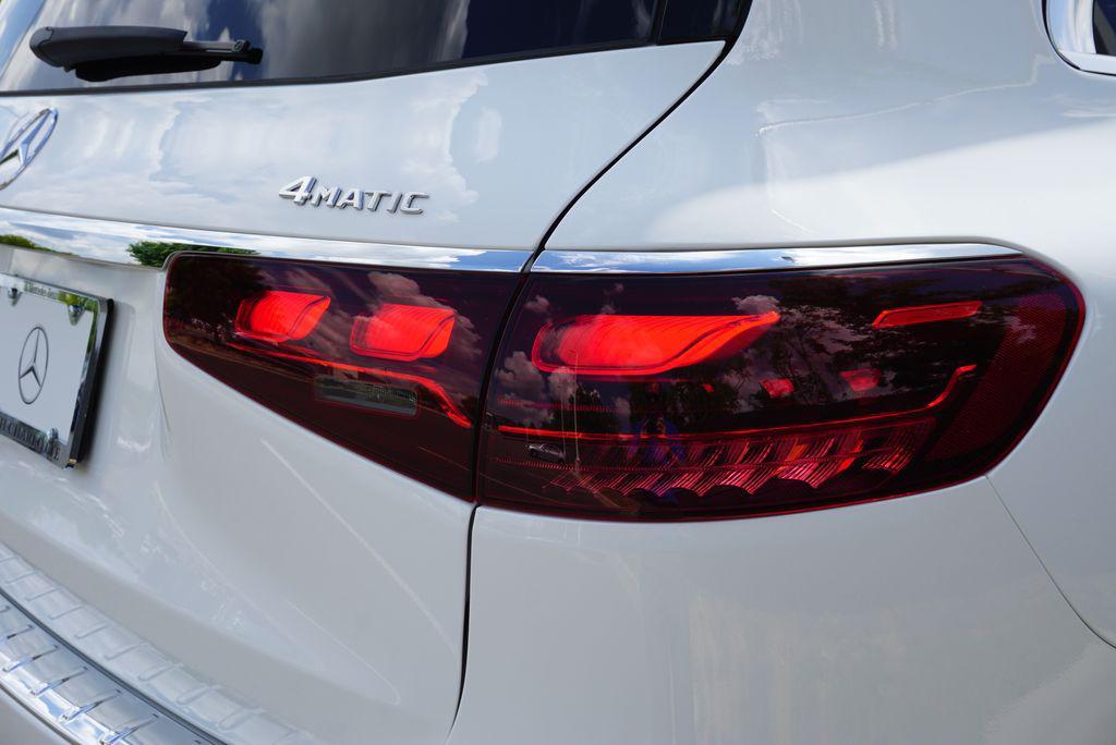 new 2025 Mercedes-Benz GLS 450 car, priced at $94,195