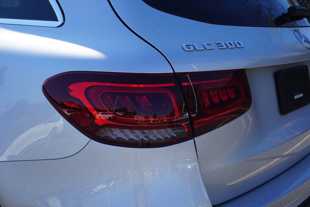 used 2020 Mercedes-Benz GLC 300 car, priced at $27,591