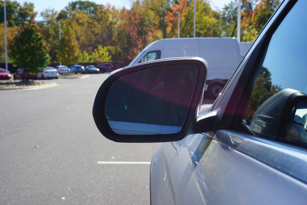 used 2020 Mercedes-Benz GLC 300 car, priced at $27,591