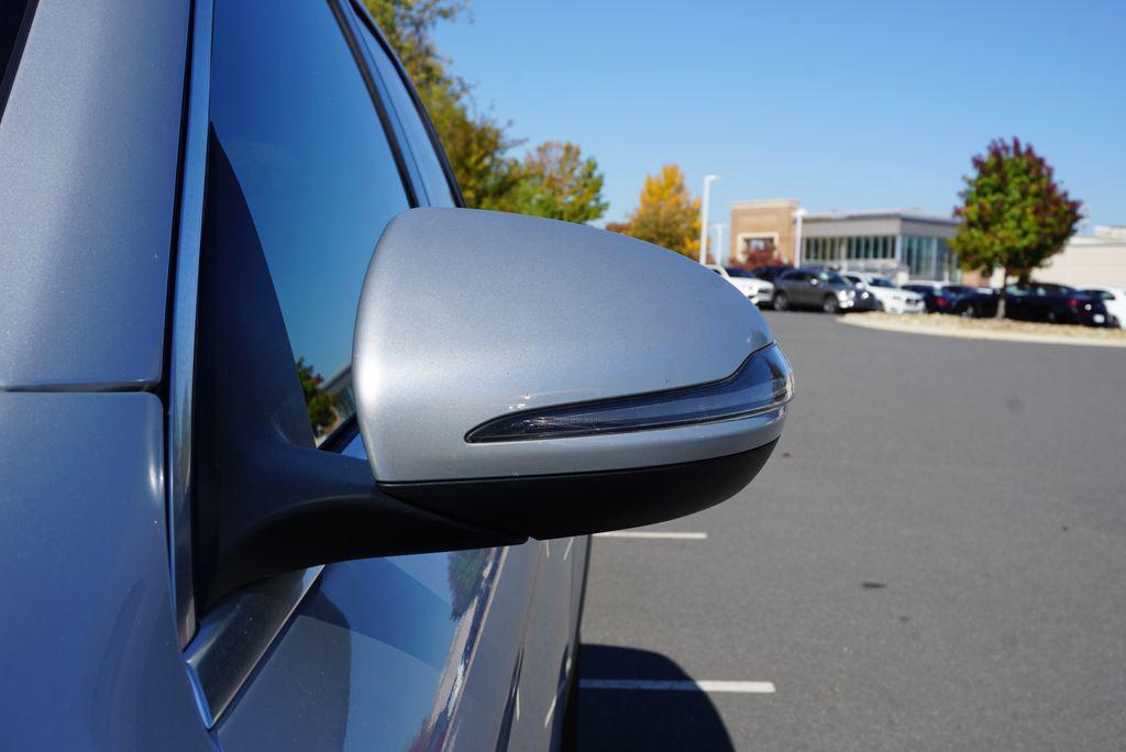 used 2020 Mercedes-Benz GLC 300 car, priced at $27,591