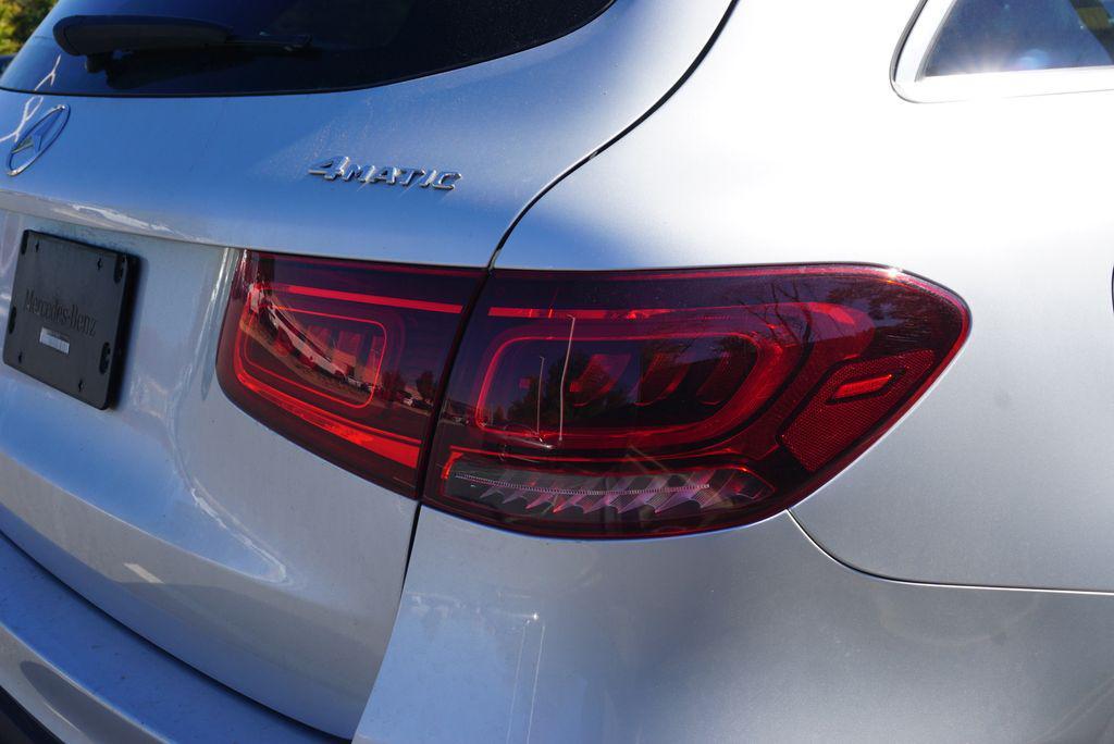 used 2020 Mercedes-Benz GLC 300 car, priced at $27,591