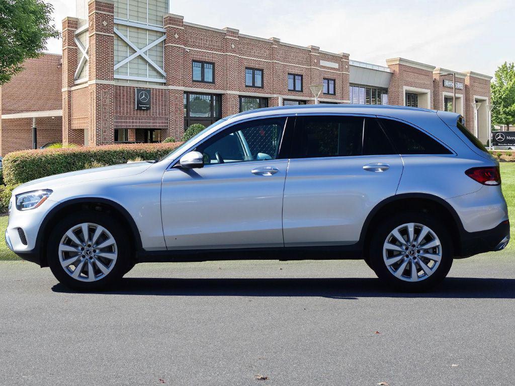 used 2020 Mercedes-Benz GLC 300 car, priced at $27,591
