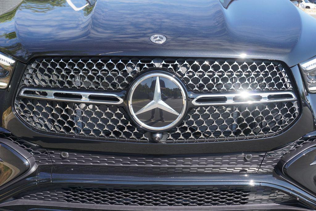 new 2026 Mercedes-Benz GLE 450 car, priced at $89,240