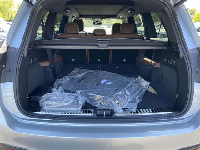 new 2025 Mercedes-Benz GLS 450 car, priced at $97,215