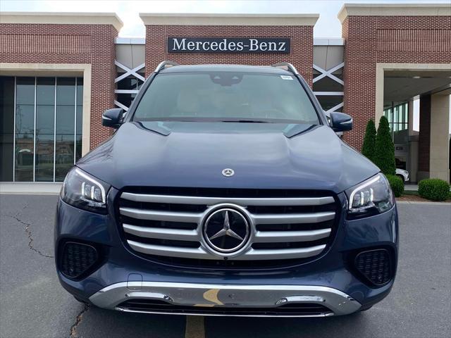 new 2025 Mercedes-Benz GLS 450 car, priced at $93,095