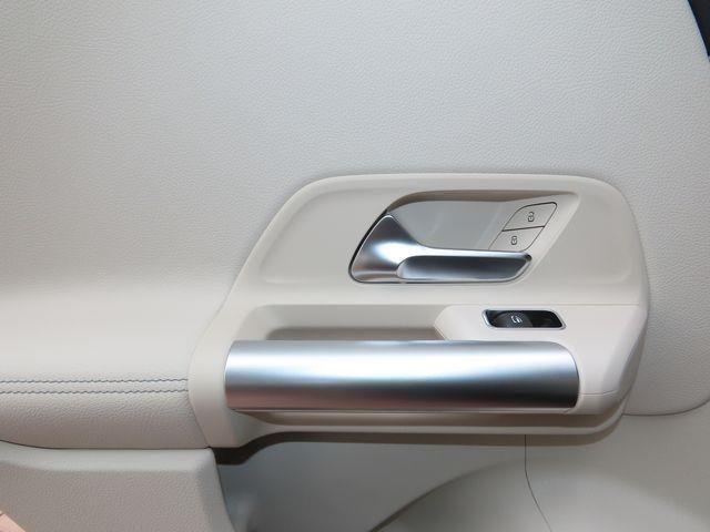 used 2025 Mercedes-Benz GLA 250 car, priced at $39,991