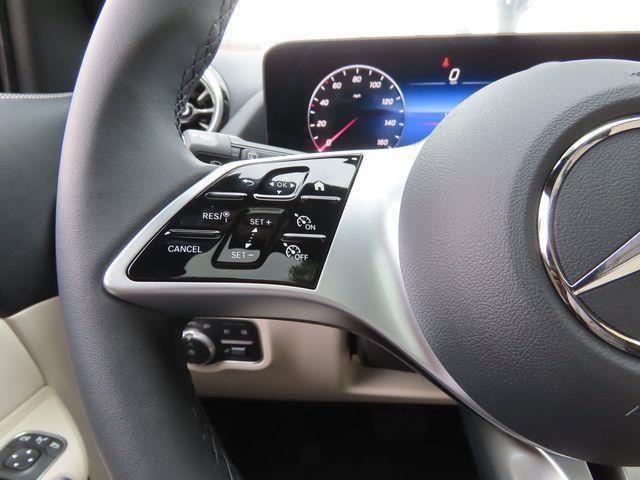 used 2025 Mercedes-Benz GLA 250 car, priced at $39,991