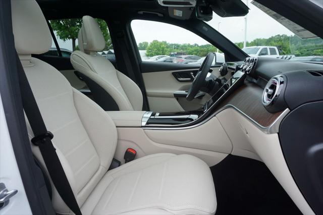 new 2025 Mercedes-Benz GLC 300 car, priced at $66,615