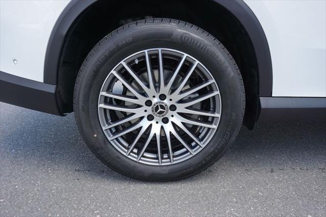 new 2025 Mercedes-Benz GLC 300 car, priced at $66,575