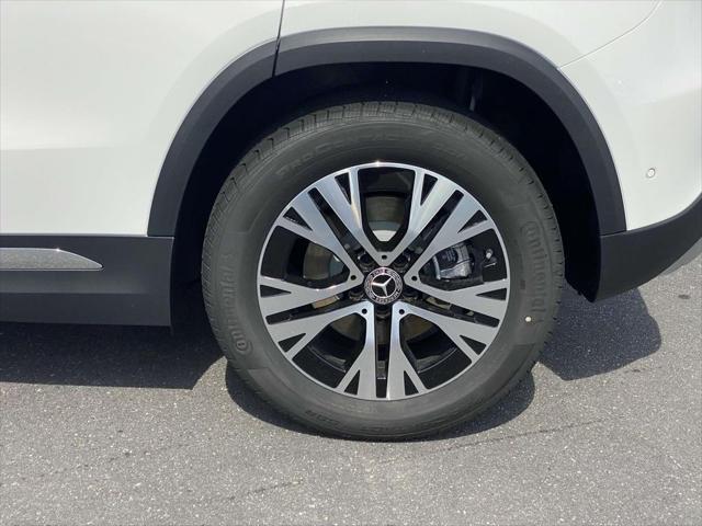 new 2025 Mercedes-Benz GLA 250 car, priced at $46,680