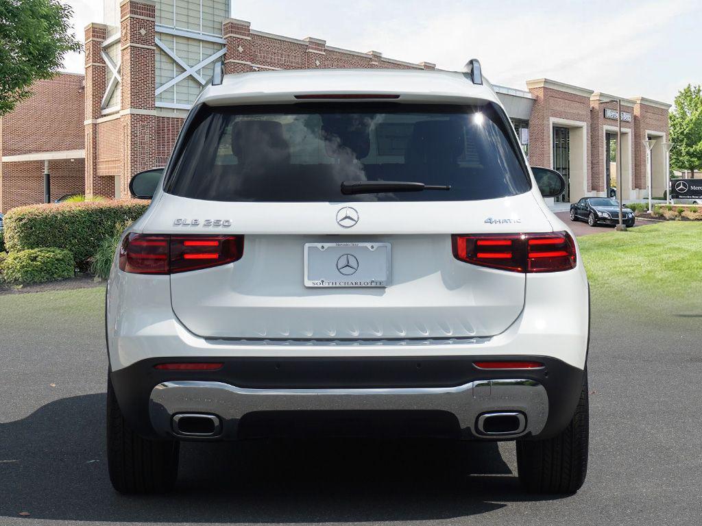 new 2025 Mercedes-Benz GLB 250 car, priced at $49,460
